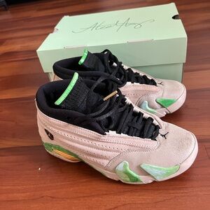 Jordan
x Aleali May Air Jordan 14 Low sneakers